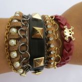 Pulseira Varias em 1